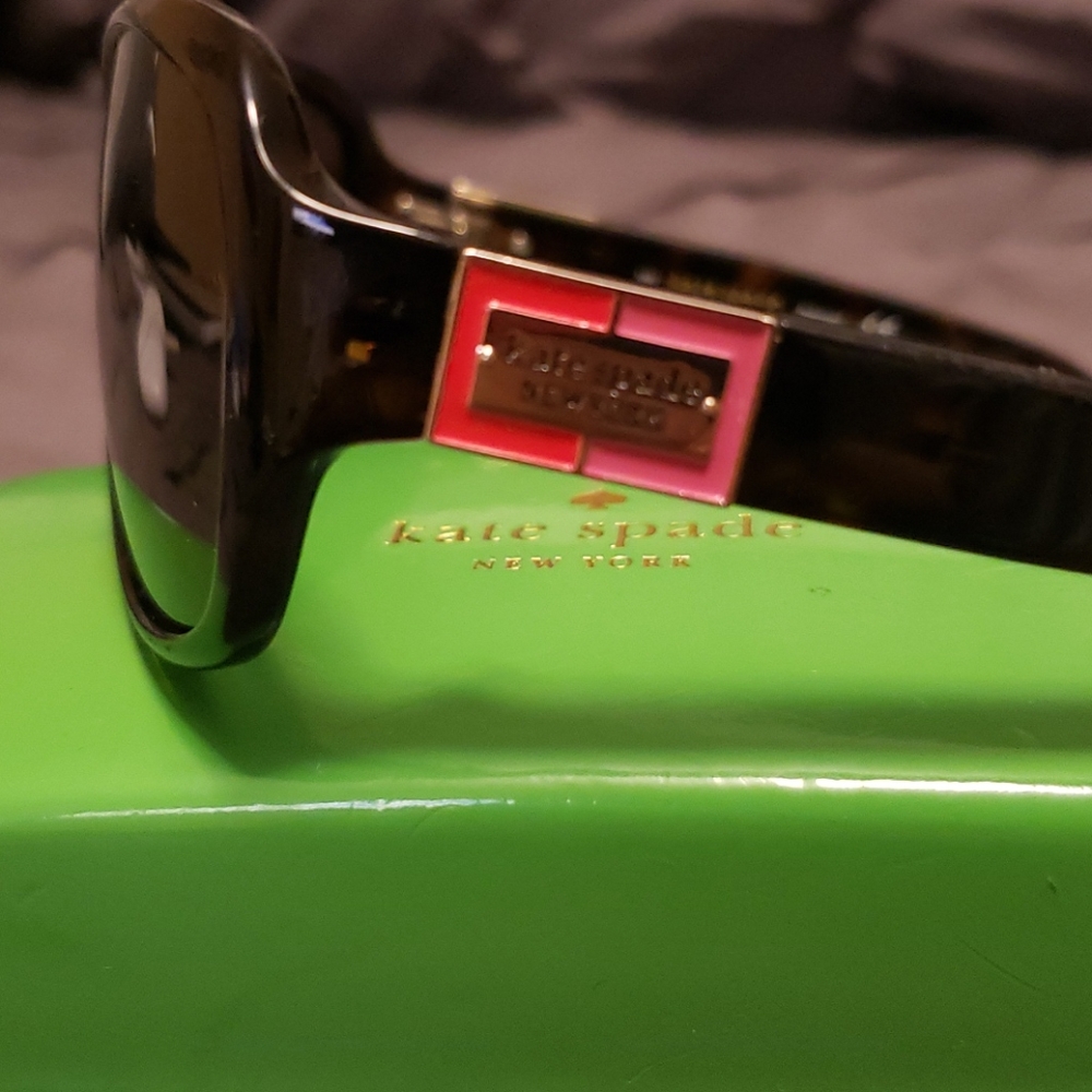 Authentic Kate Spade sunglasses - Picture 2 of 4